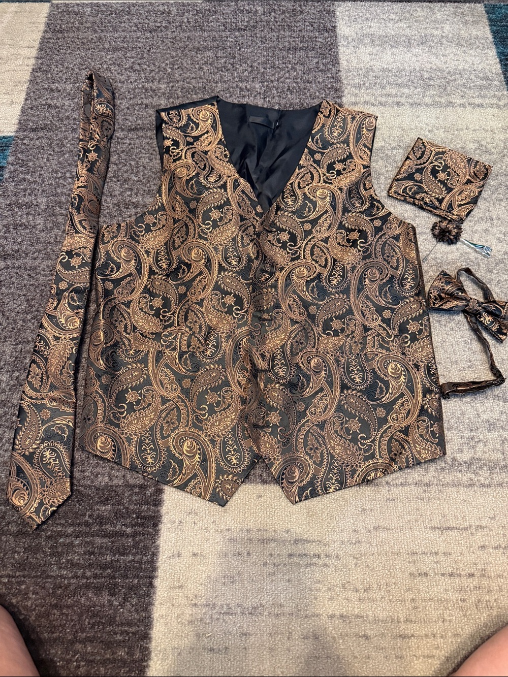 Black & Gold Paisley Men's Vest Set - Includes Tie & Pocket Square